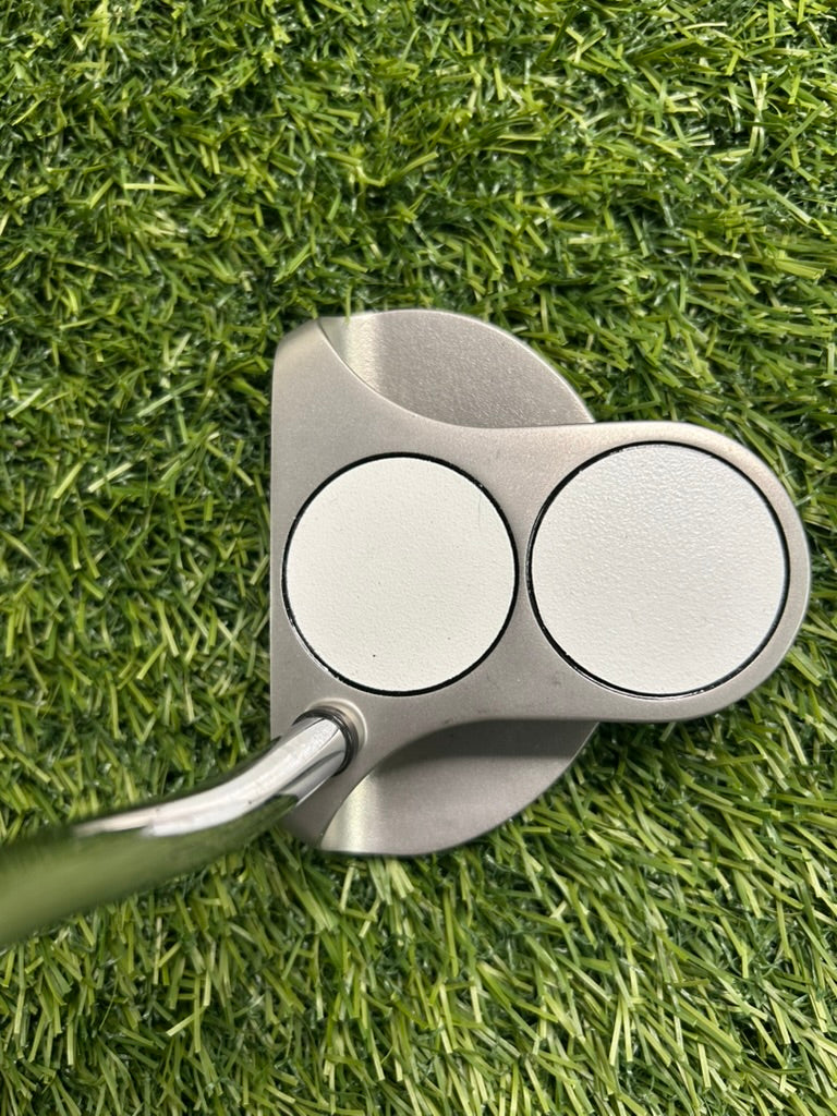 Odyssey White Hot 2-Ball 33" Putter RH
