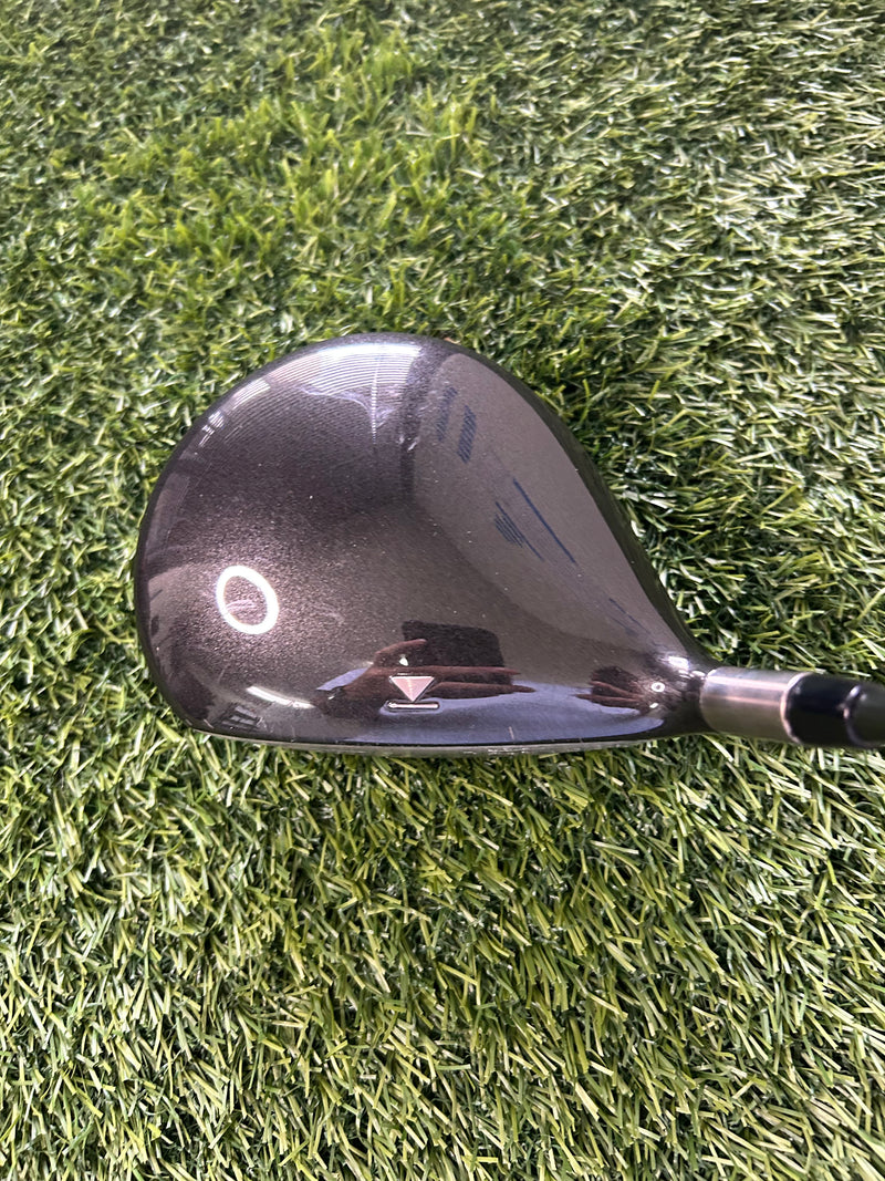 Titleist 905R Driver 9.5 Loft Stiff RH