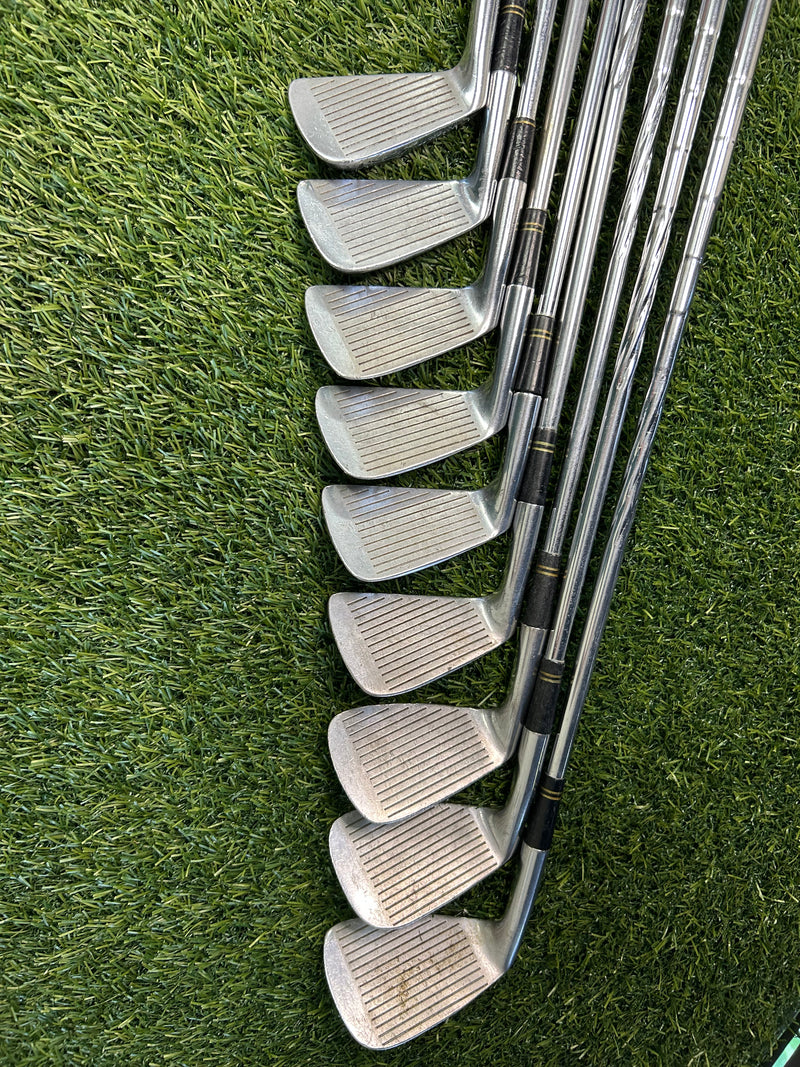 Wilson 1200 Irons Set 2-PW Steel Stiff Flex Original Grips RH