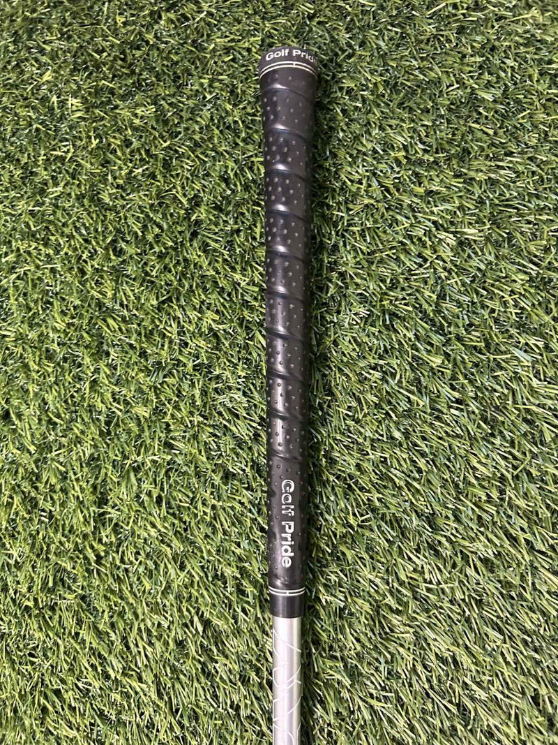 Ladies TaylorMade M2 6H 28 Loft Fujikara W Flex GP Grip RH