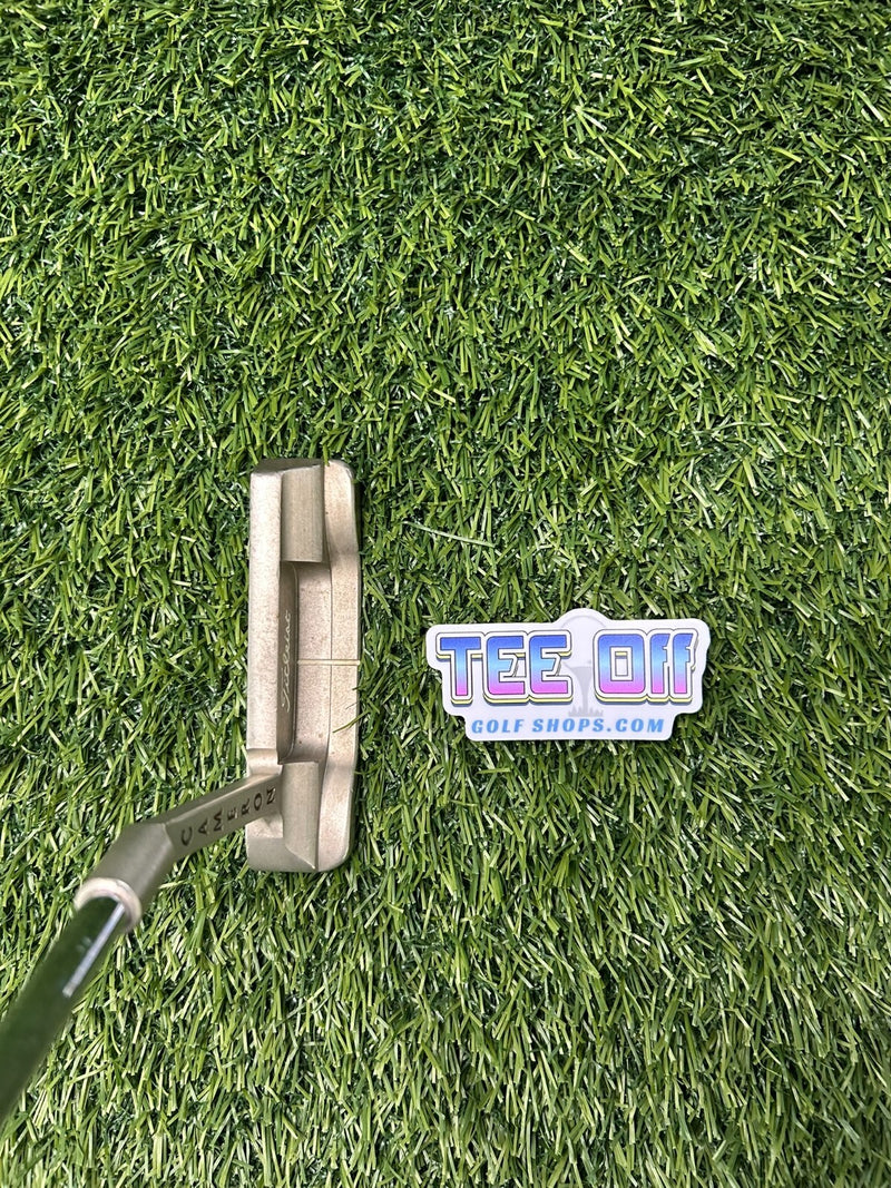 Scotty Cameron Pro Platinum Blade Putter 34" Original Grip RH – Pre-Owned Golf Club – TEE OFF Golf Shops