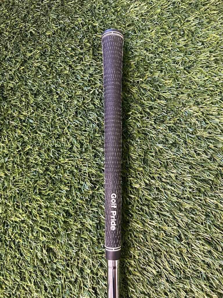 Cleveland Tour Action 7 Iron Regular Flex GP Grip RH