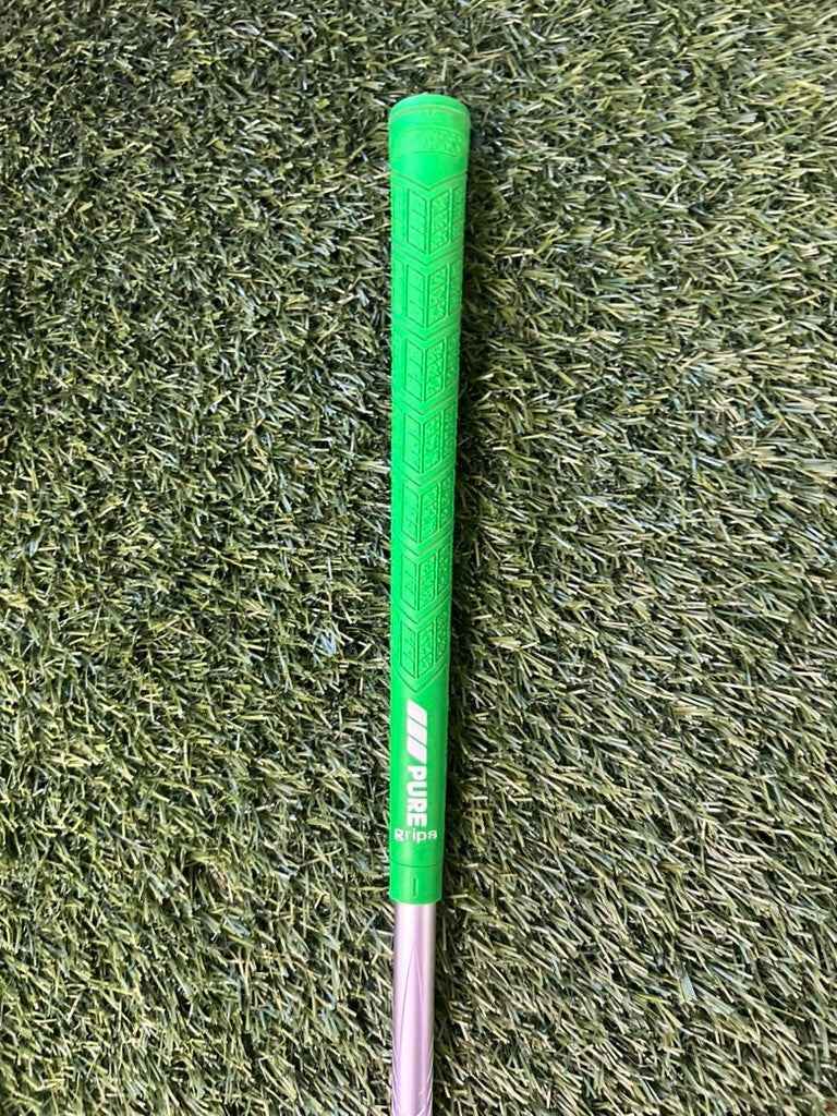 Ladies TaylorMade Burner 2.0 AW 50 Loft W Flex Pure Grip RH