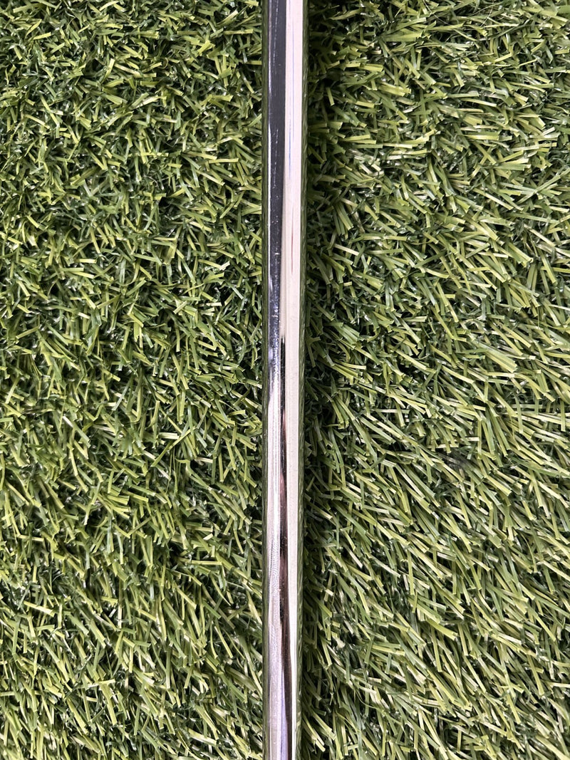 Scotty Cameron Studio Select Newport 2.5 Blade Putter 33" Matador Grip RH – Pre-Owned Golf Club – TEE OFF Golf Shops