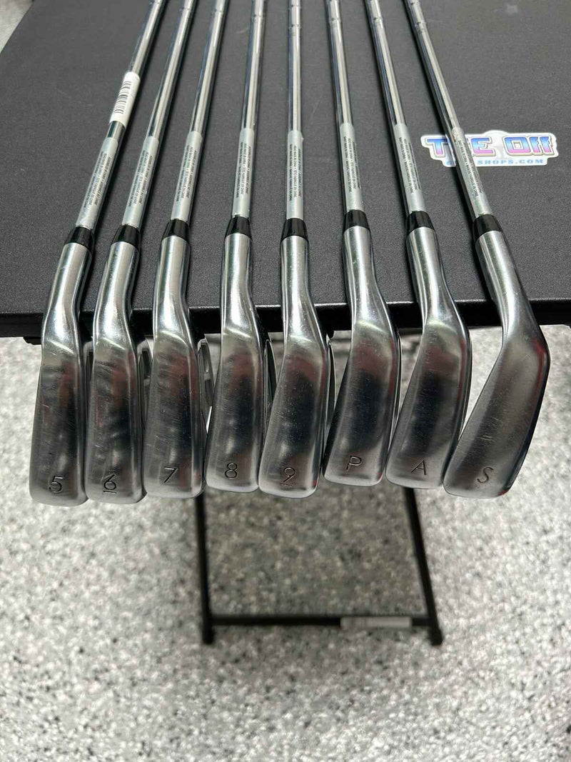 Nike Golf Vapor Pro Irons Set 5-SW Dynalite Regular Flex Original Grips RH