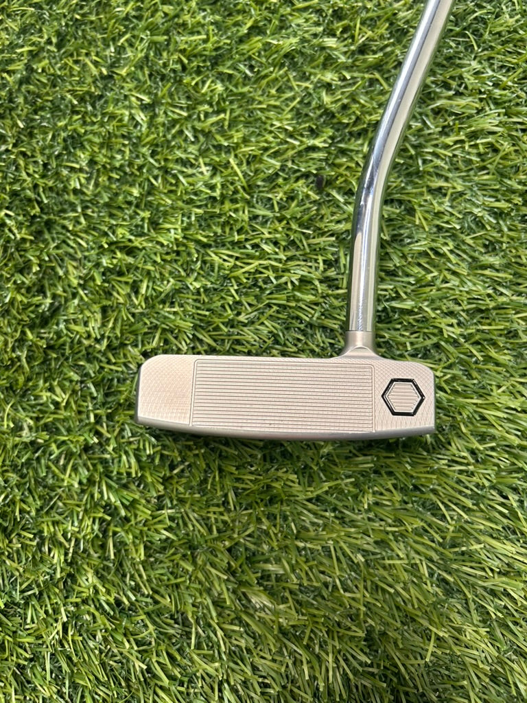 Bettinardi 7 303SS Studio Stock Blade Putter 35 Original Grip RH TEE bettinardi-7-303ss-studio-stock-blade-putter-35-original-grip-rh-tee
