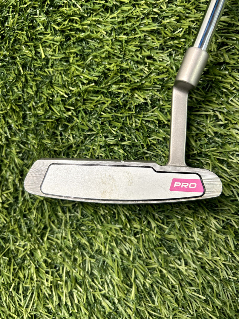 Odyssey White Hot Pro 1 Pink Blade 33" Putter RH