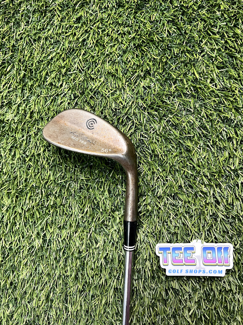 Cleveland Tour Action Reg 588 Sand Wedge 56 Loft Wedge Flex RH