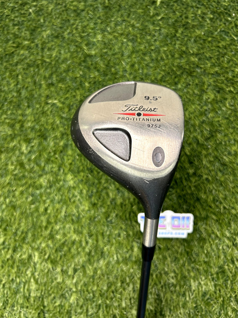 Titleist Titanium 975J Driver 9.5 Loft Regular RH