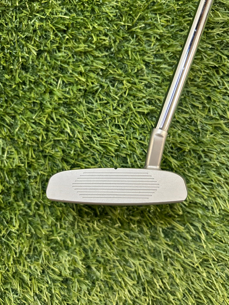 TaylorMade TP Reserve TR-M33 35" Mallet Putter RH