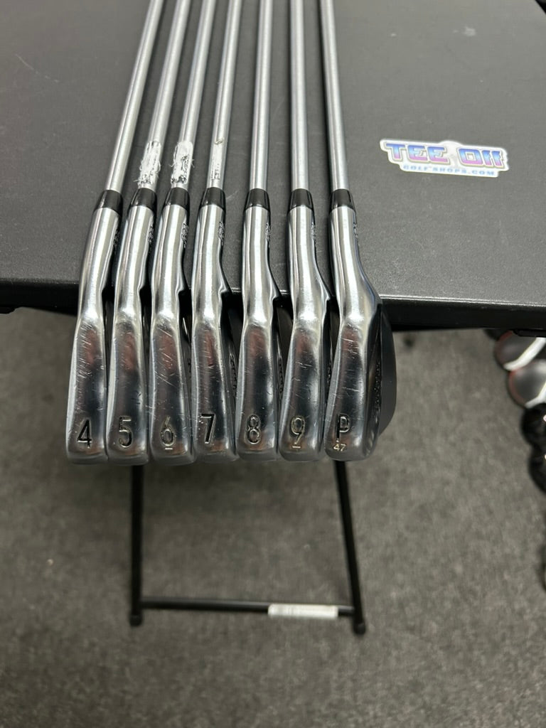 Titleist 620 Forged MB Irons Set 4-PW Project X LZ 6.5 X-Stiff Flex RH