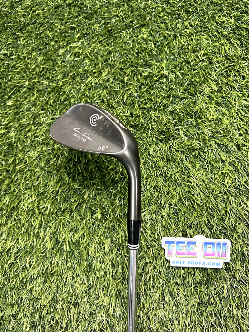 Cleveland Tour Action Reg 588 Sand Wedge 56 Loft Stiff RH