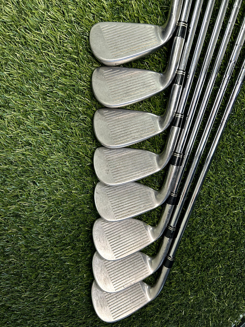 TaylorMade Burner Plus 4-AW Iron Set Regular RH