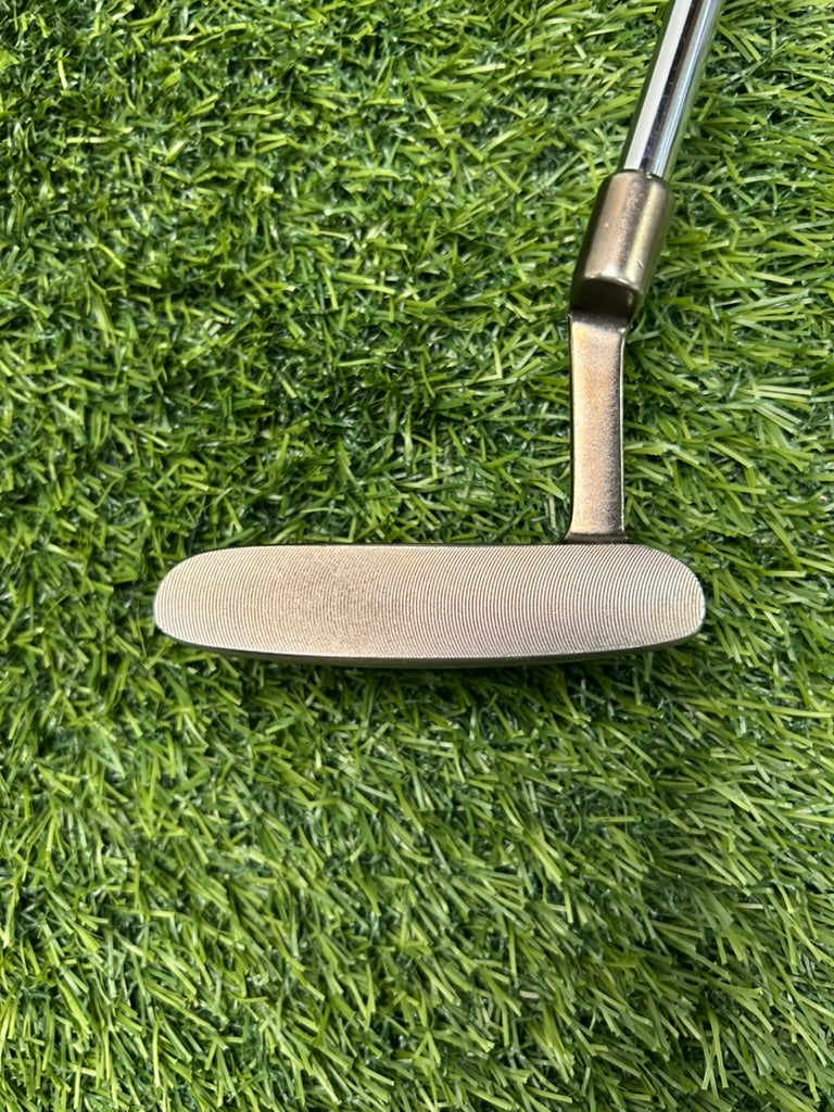 Acuity DN2 Putter RH