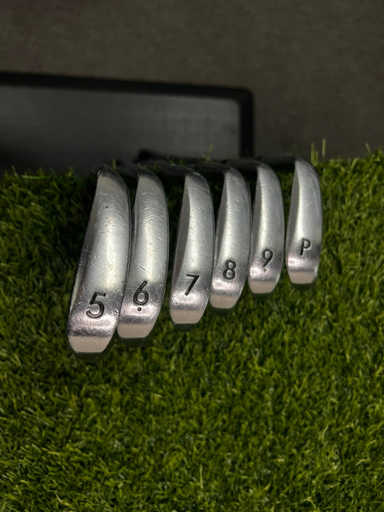 Yamaha inpres X V Forged 5-P Iron Set Regular RH