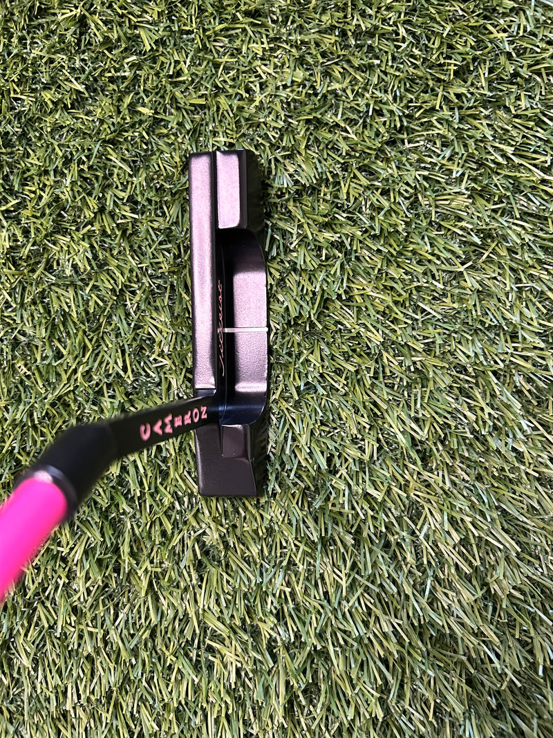 Custom Pink & Black Scotty Cameron Pro Platinum Sonoma Two 34” RH