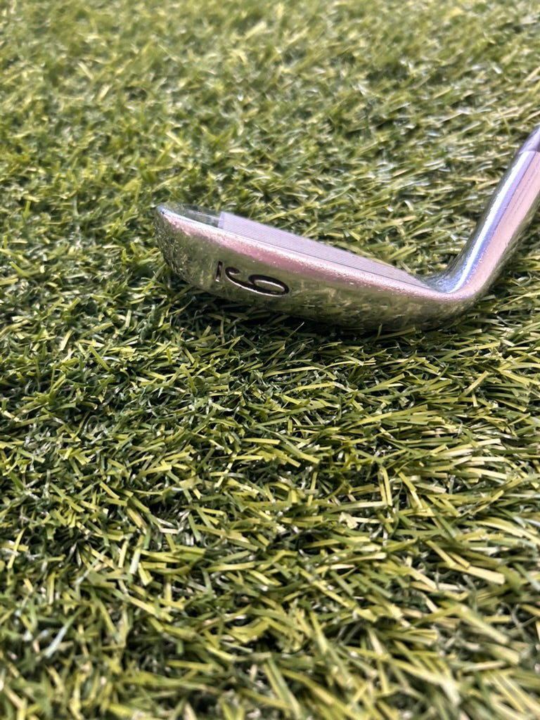 Titleist 590 CB 9-Iron Stiff RH