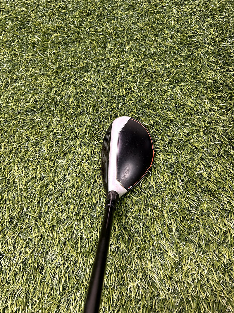 TaylorMade M6 Rescue 6H 28 Loft Regular RH