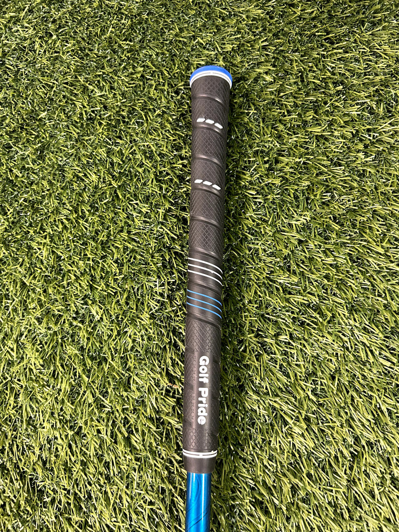 Titleist 917 D2 Driver 9.5 Loft Stiff RH