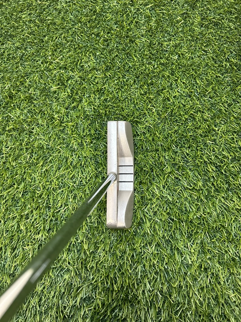 Odyssey White Hot 41" Blade Putter RH