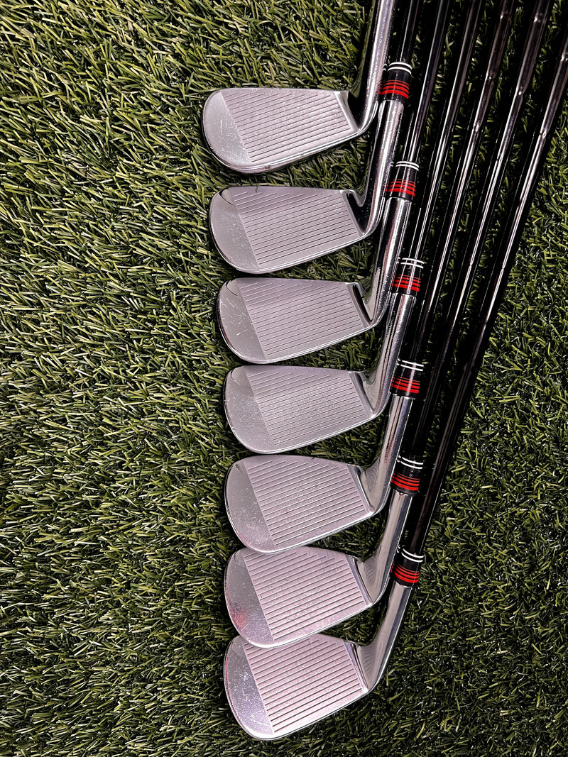 TaylorMade P7TW 4-PW Iron Set Stiff RH