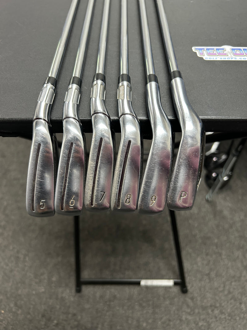 TaylorMade Qi Irons Set 5-PW NS Pro Stiff Flex GP Grip RH