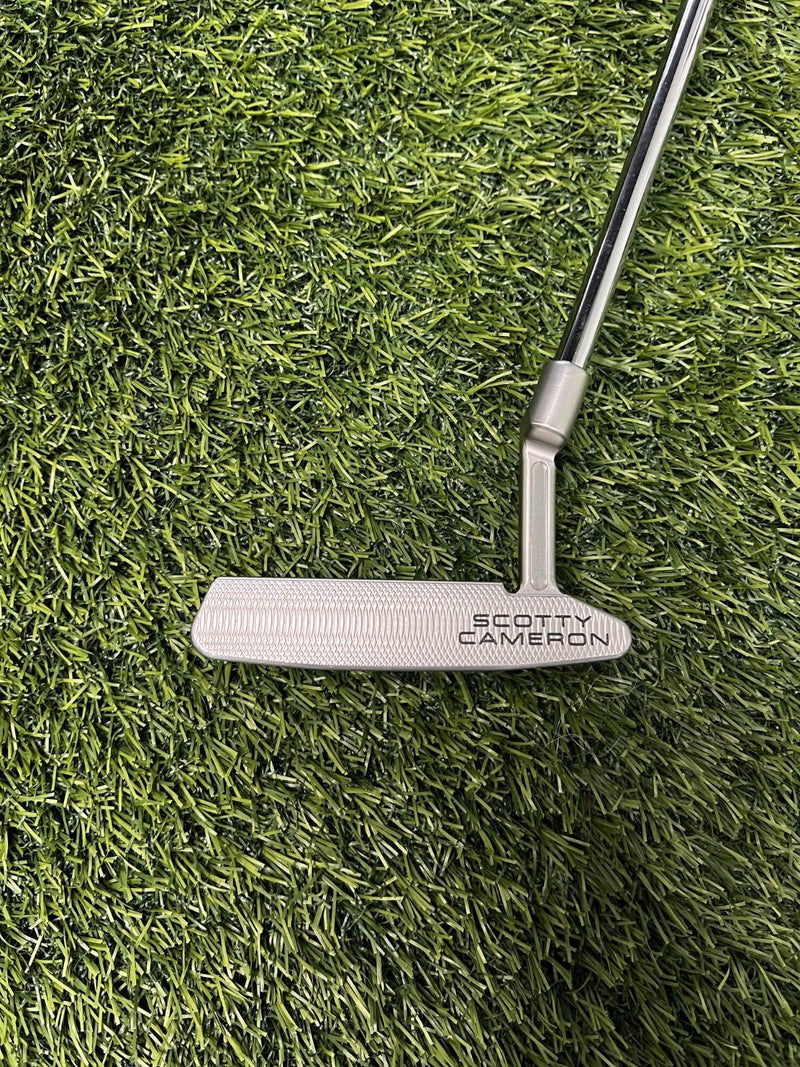 Scotty Cameron Super Select Squareback 2 35” Blade Putter RH – Pre-Owned Golf Club – TEE OFF Golf Shops