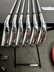 Callaway Elyte 5-PW +1" Iron Set Stiff RH