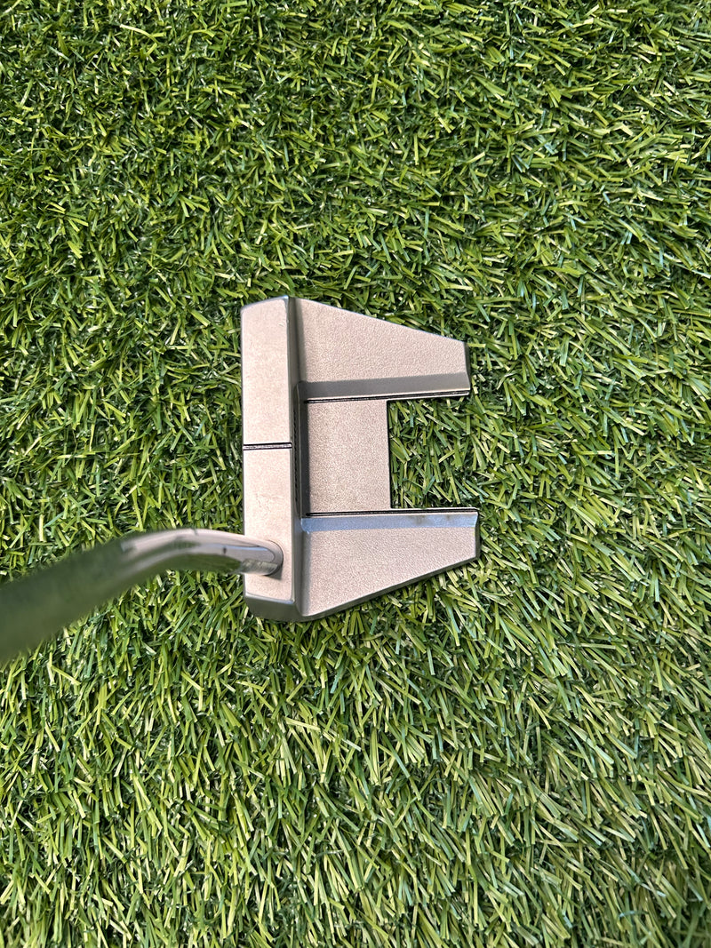 Cleveland HB Soft 2 11 Mallet Putter 34” Original Grip RH