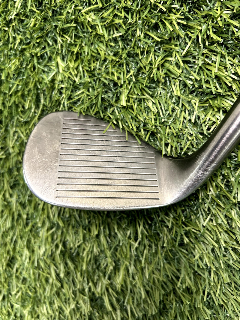 Cleveland CG14 Zip Grooves Sand Wedge 56 Loft Wedge Flex RH