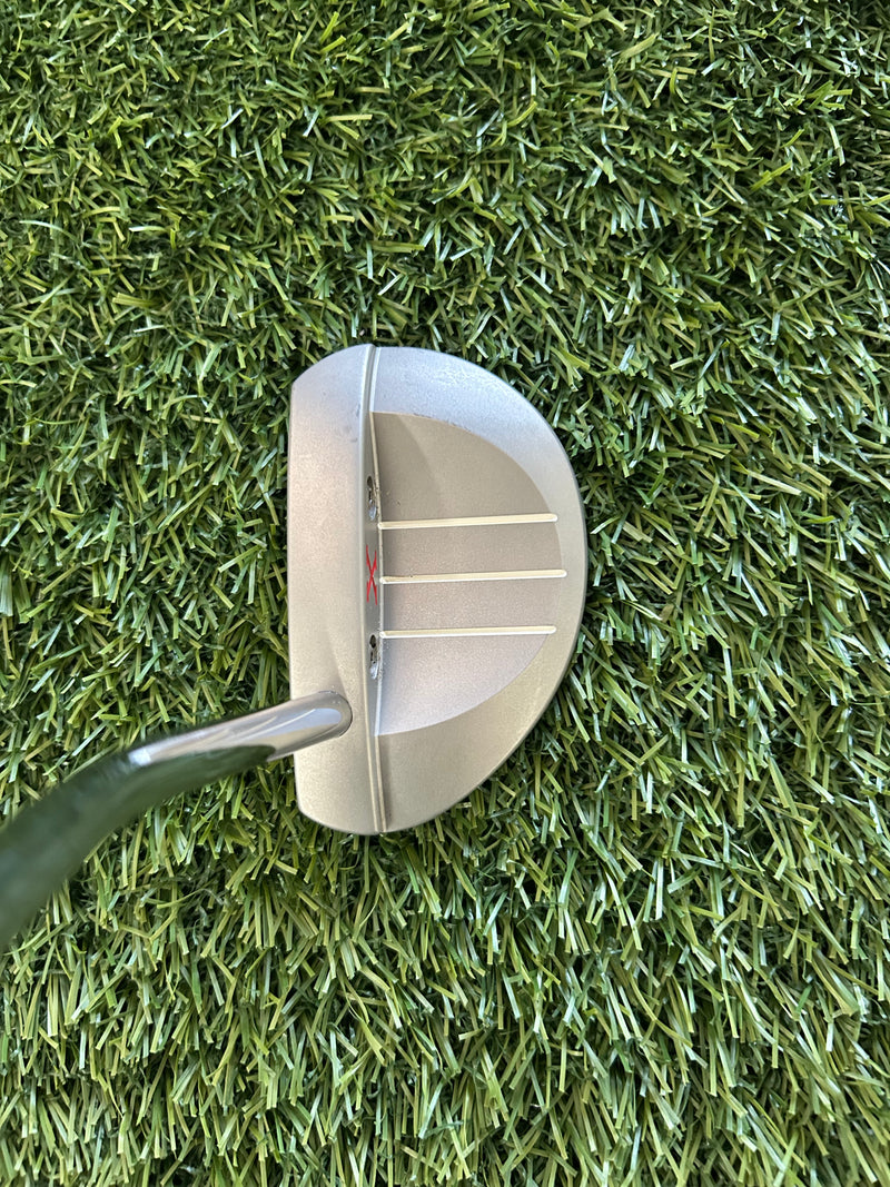 Scotty Cameron Red X 35” Lamkin Grip RH