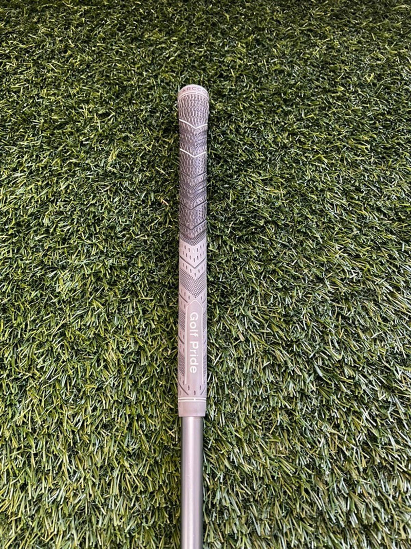 Cobra King F8 GW 48 Loft Rogue Senior Flex GP Grip RH