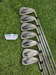 Cobra Darkspeed 4-P Iron Set Regular RH