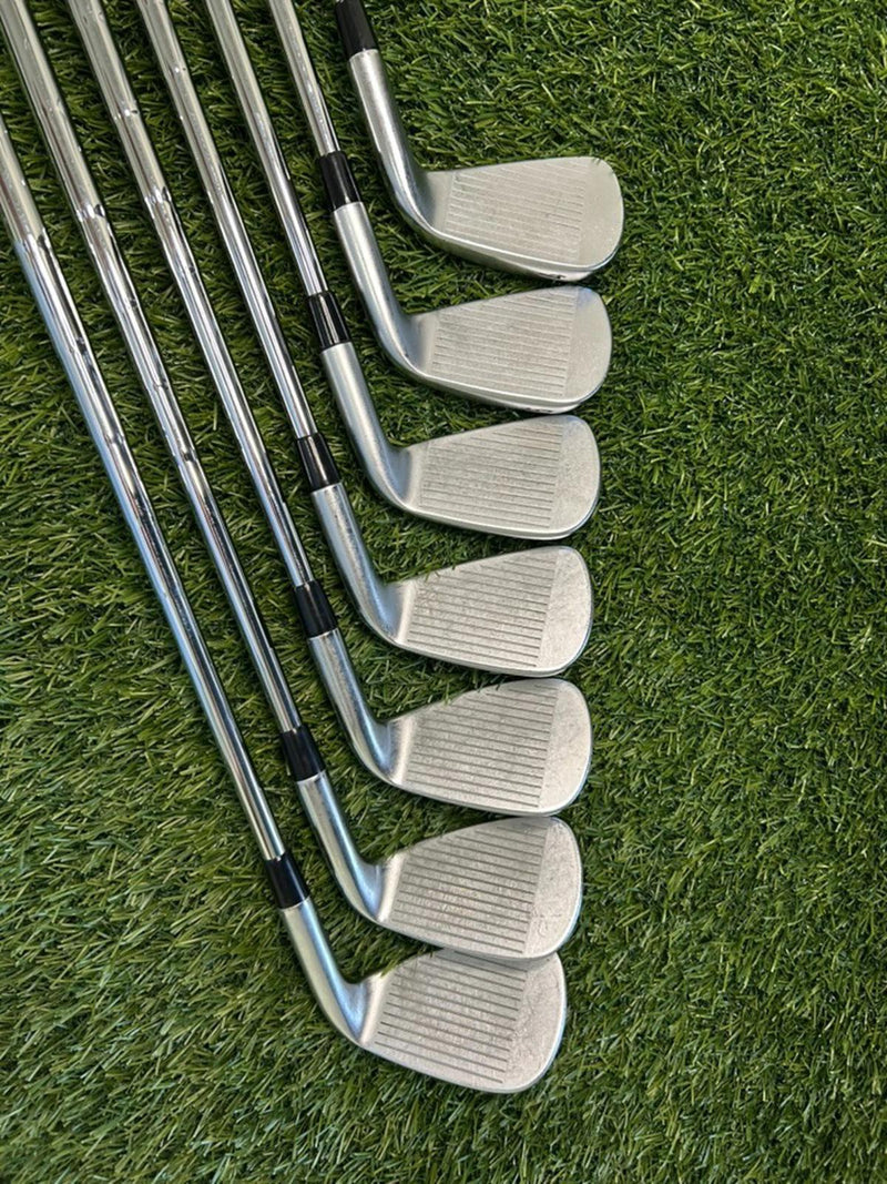 Callaway Apex Pro Forged Iron Set 4-PW X-Stiff Flex Original Grips LH