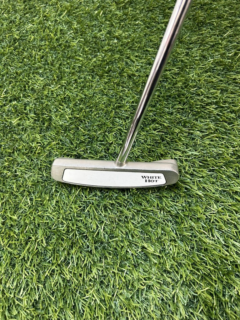 Odyssey White Hot 41" Blade Putter RH