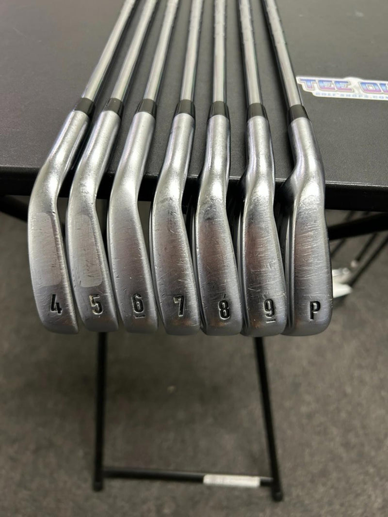 Callaway Apex Pro Forged Iron Set 4-PW X-Stiff Flex Original Grips LH