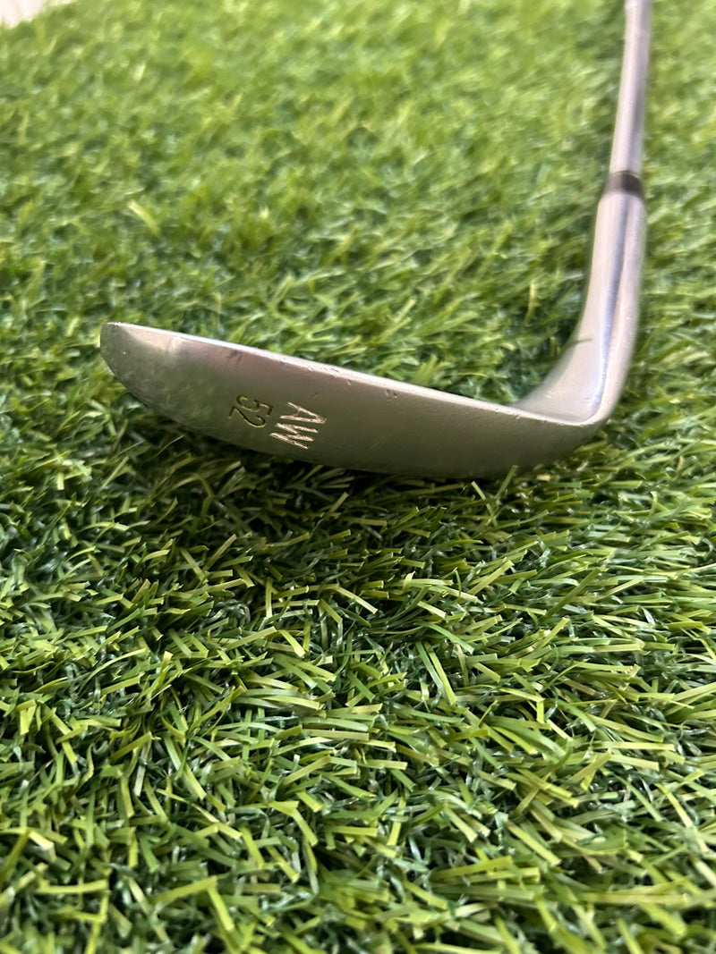 Pinemadow PGX AW Approach Wedge 52 Loft Wedge Flex RH
