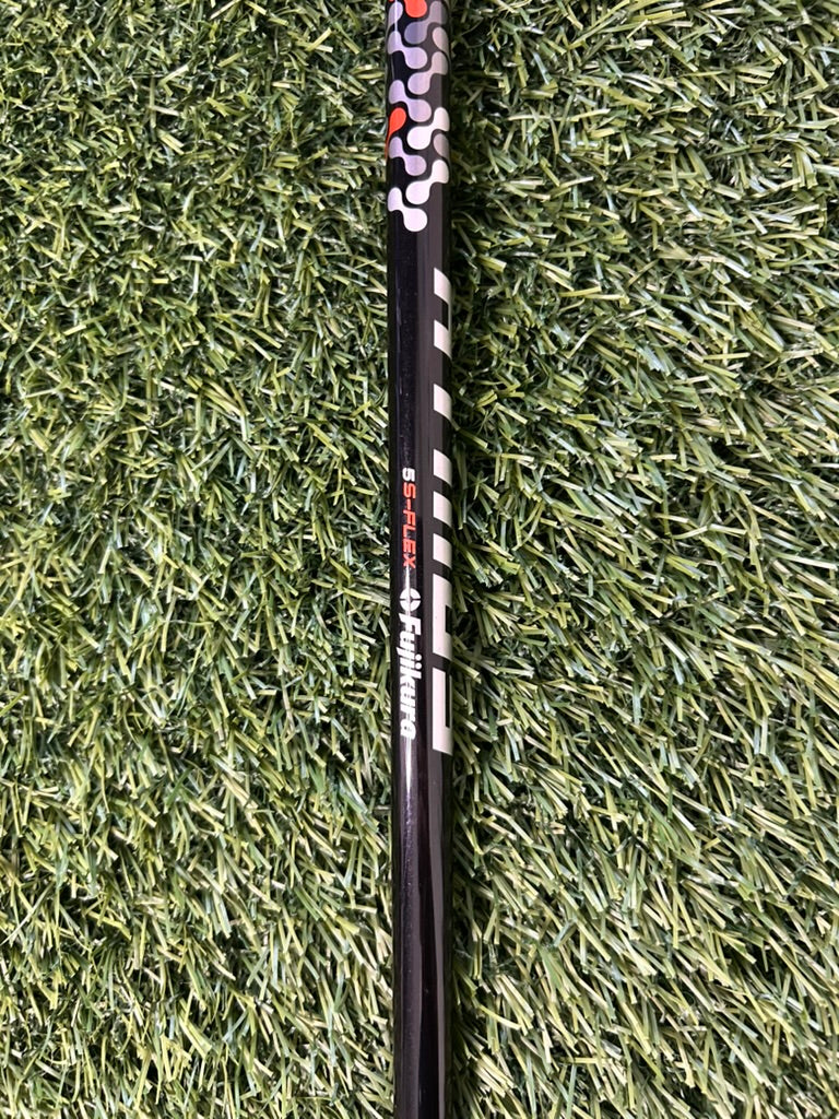 TaylorMade SIM 2 Max D Driver 10.5 Loft Stiff RH