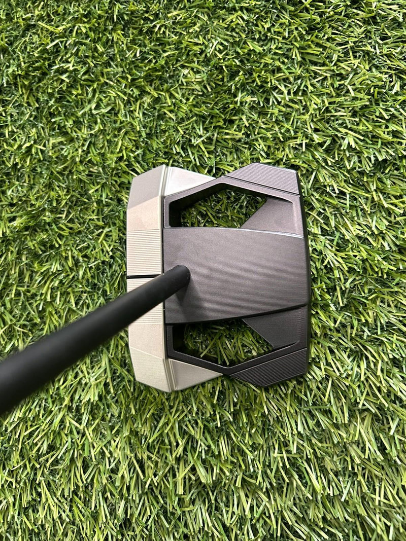 TaylorMade Spider ZT 48” Broomstick Putter ArmLock Grip RH