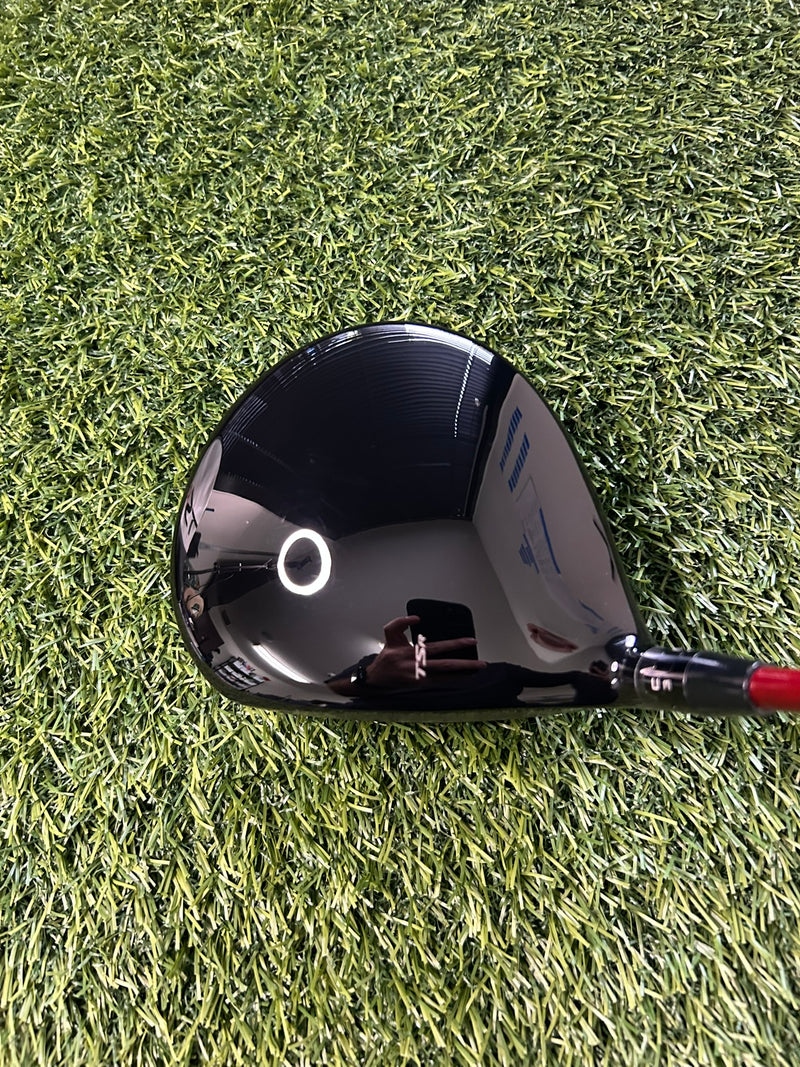 NEW Titleist TSR1 Driver 9 Loft Denali 5.5 Regular Flex RH