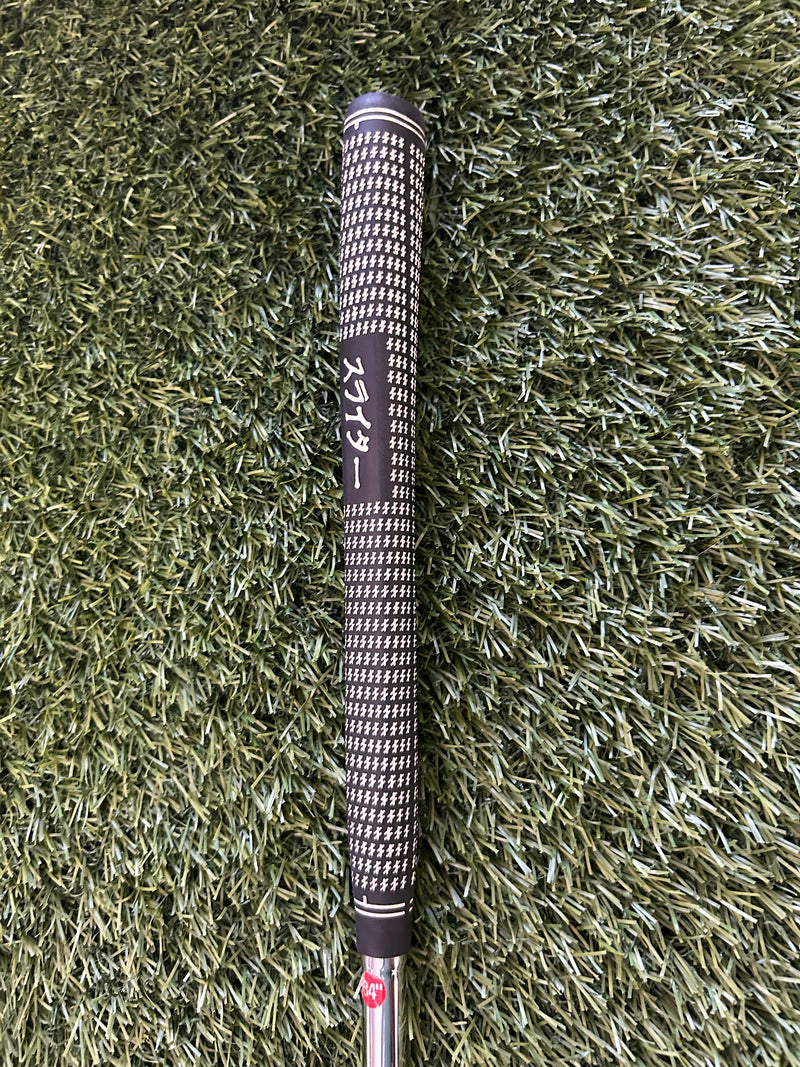 Scotty Cameron Red X 35” Lamkin Grip RH