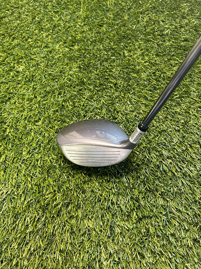 TaylorMade Stealth 2 HD 5W 19 Loft Diamana Stiff Flex Lamkin Grip RH