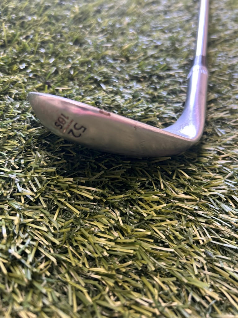 Callaway Jaws Raw Gap Wedge 52 Loft Wedge Flex RH