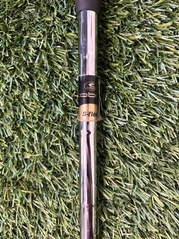 Cobra Cavity Back Optimum 3,7-PW Iron Set Stiff RH