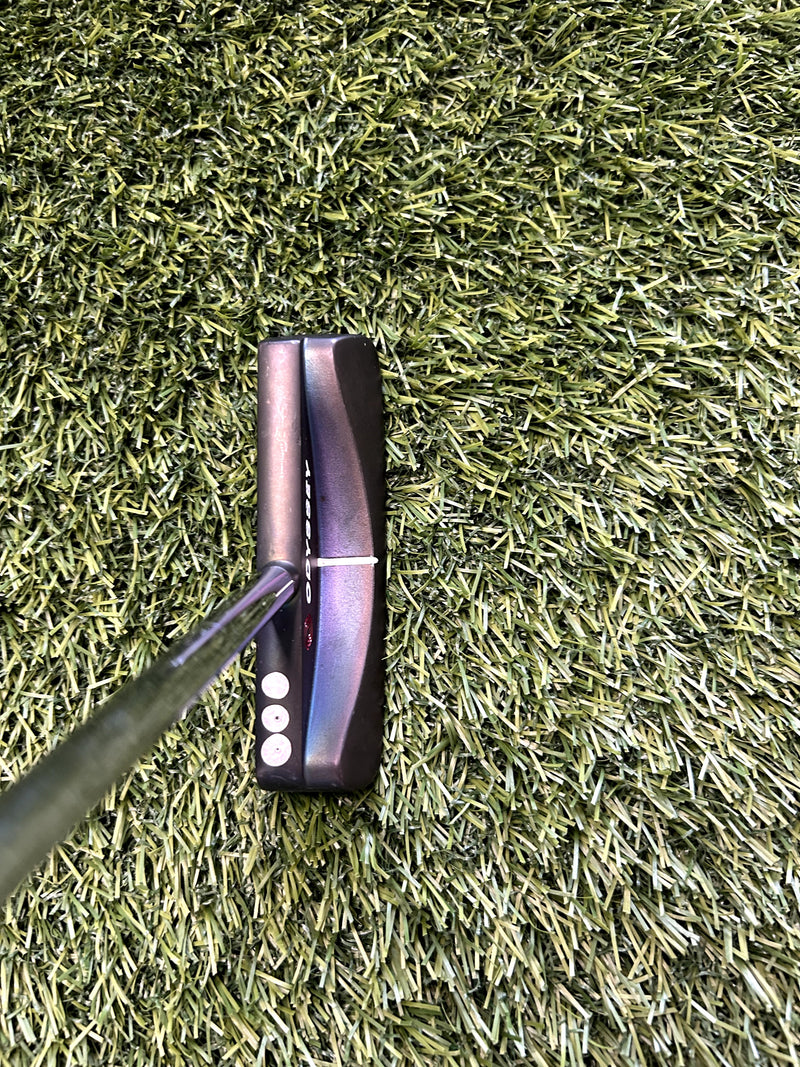Odyssey White Hot Pro Blade Center Shaft Putter RH