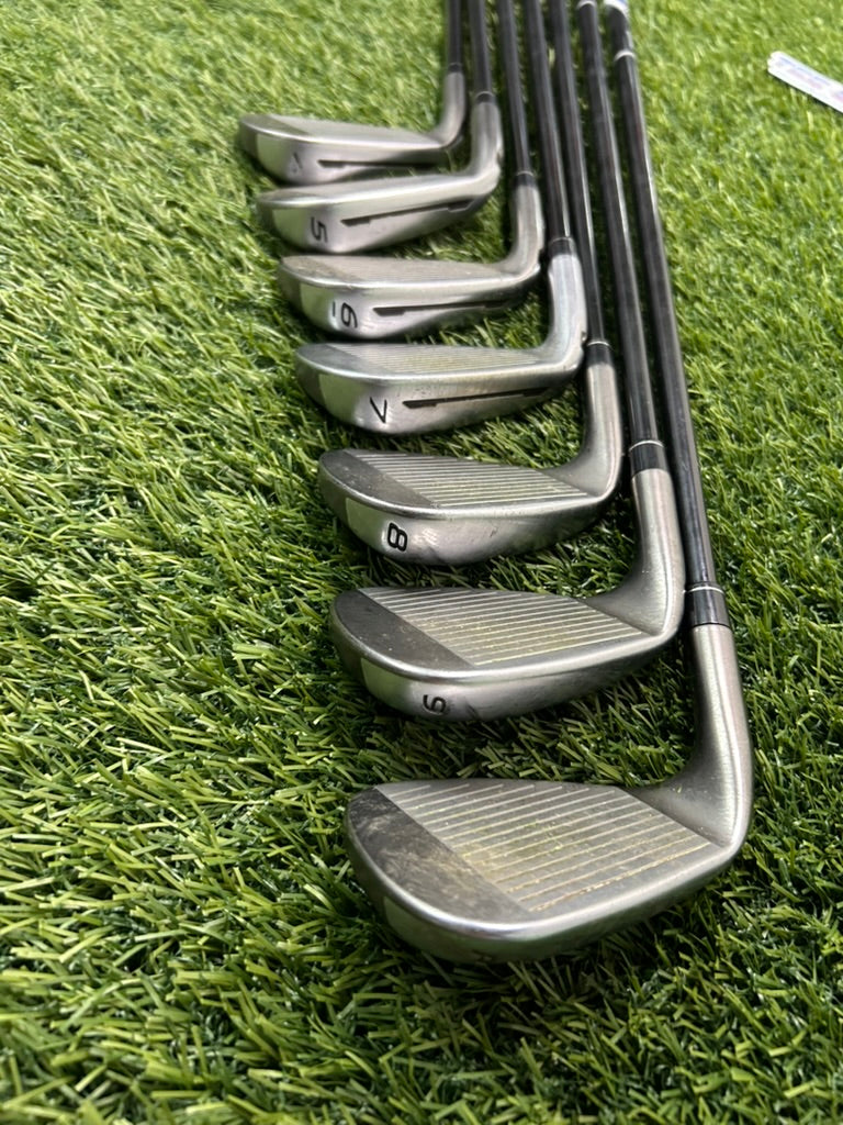 TaylorMade SpeedBlade 4-PW Iron Set Regular RH