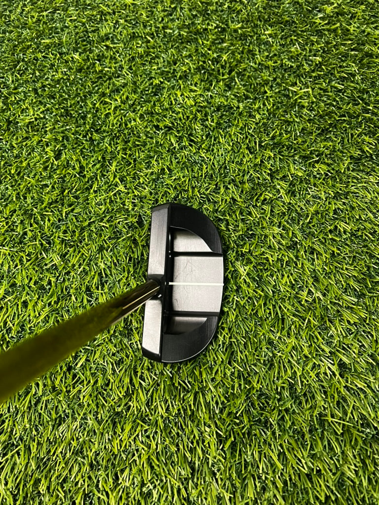 Bettinardi Mizuno Black Carbon BC5 Mid-Mallet Putter RH
