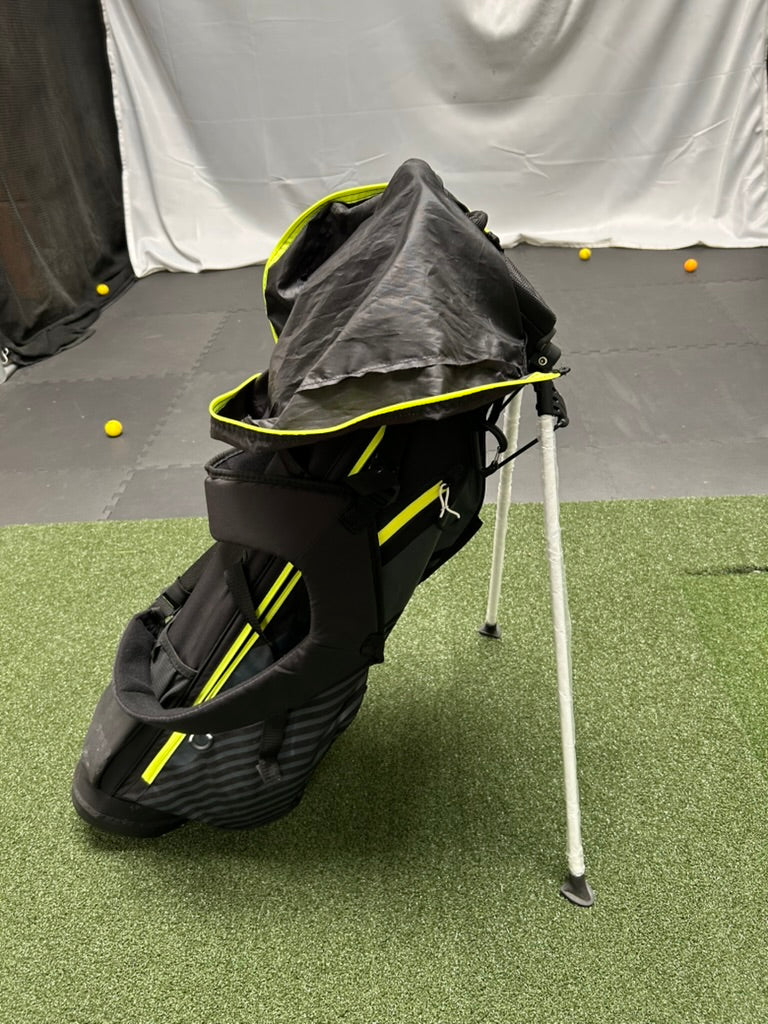 Lightweight 4-Way Sunday Carry Bag Golf Bag