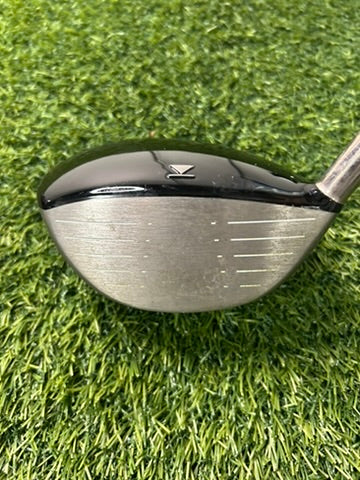 Titleist 907 D2 Driver 8.5 Loft Stiff RH