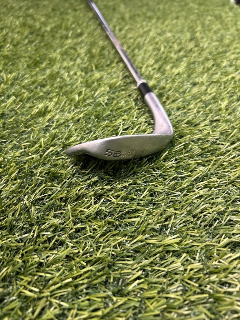 Cleveland RTX4 Gap Wedge 52 Loft Stiff RH